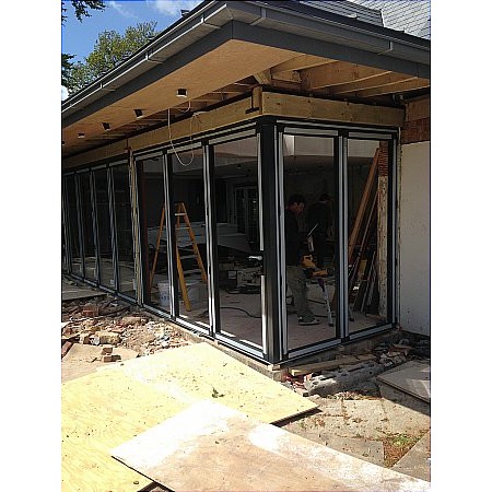 306 - Corner Bi Folding Doors